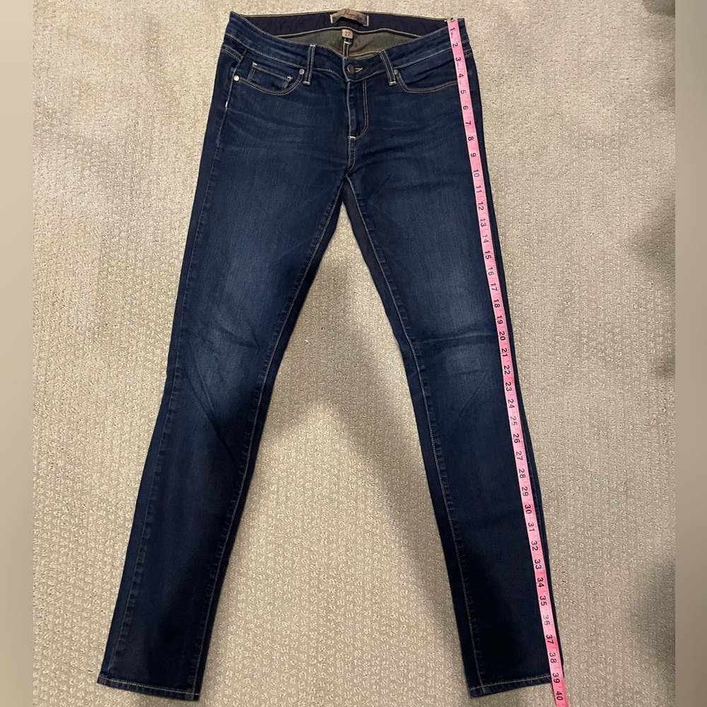 Paige skinny peg leg jeans in size 27